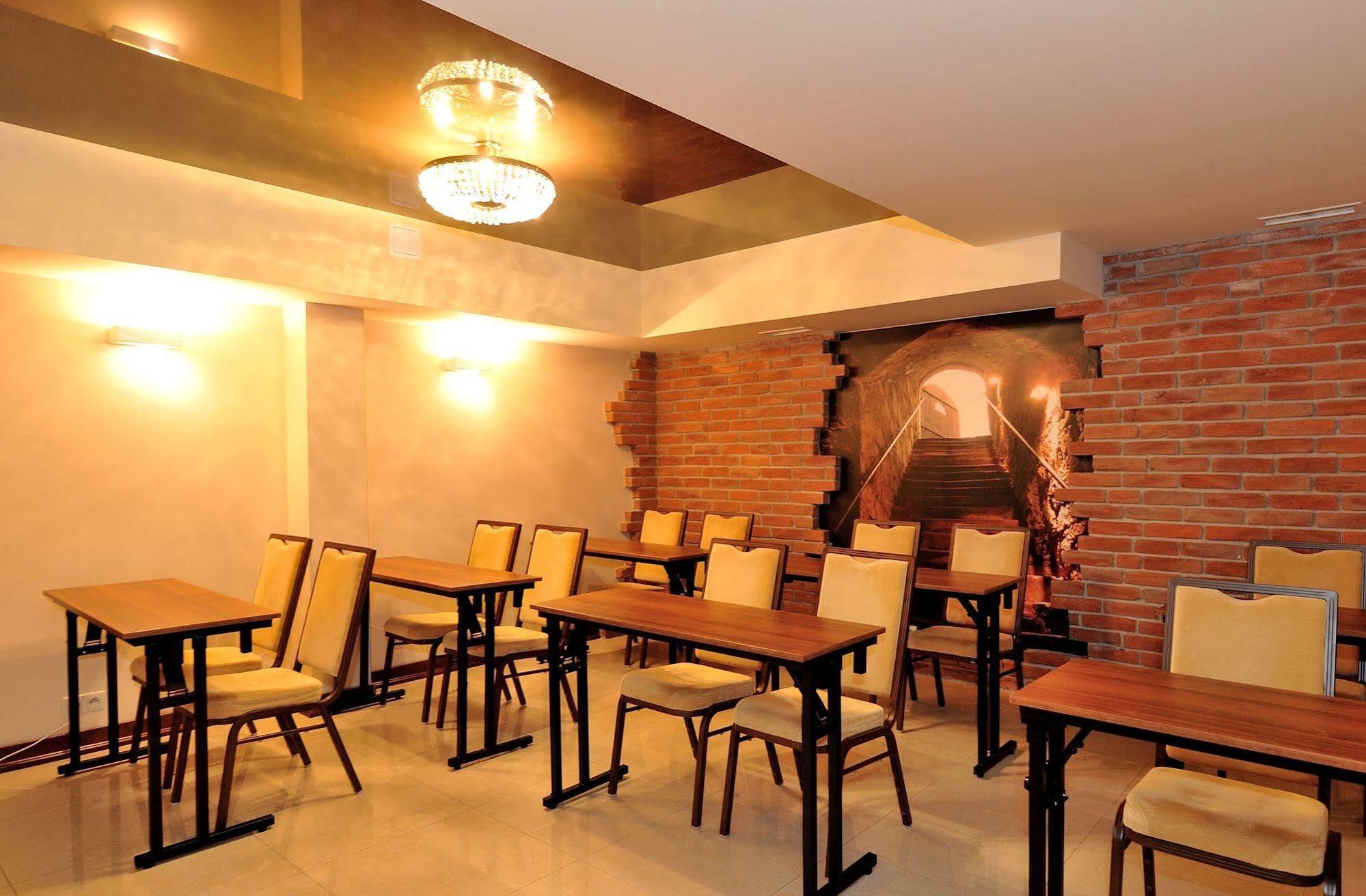 Hotel Dwor Choiny Kazimierówka المظهر الخارجي الصورة
